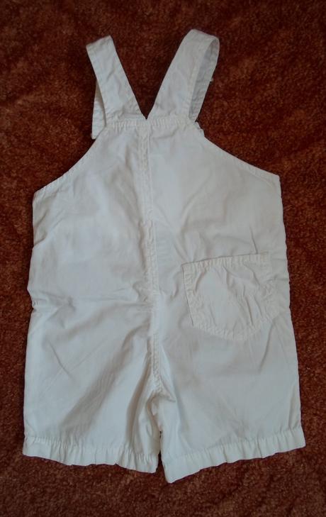 Bílé kraťasy kraťásky s laclem lacláče plátěné, 80