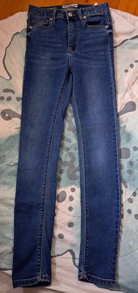 Slim džíny, house,158