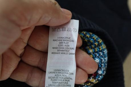 Svetr vel. 18 - 24 m, 92