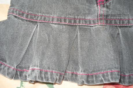 Riflová sukýnka, girl2girl,104