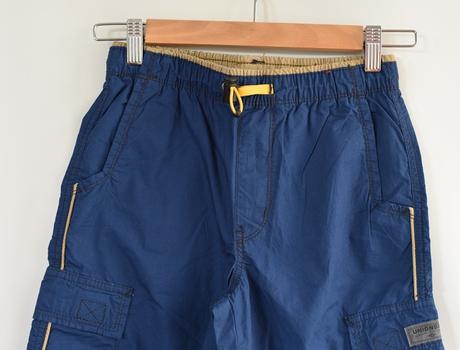 Kraťasy vel. 10 let, 140