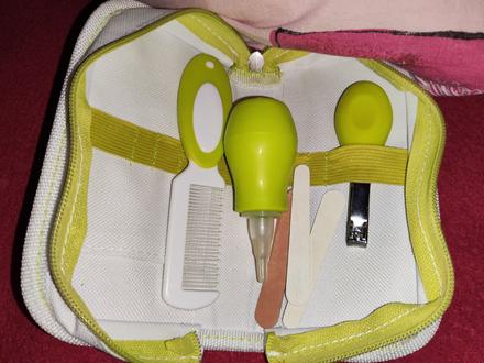 Manikúra na miminko pouzdro, 