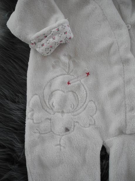 Chlupatá kombinéza, 68