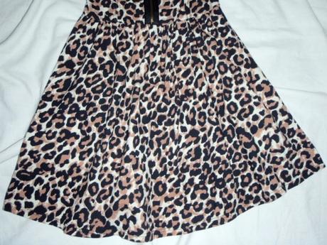 Samodržící šaty se zvířecím motivem, 36