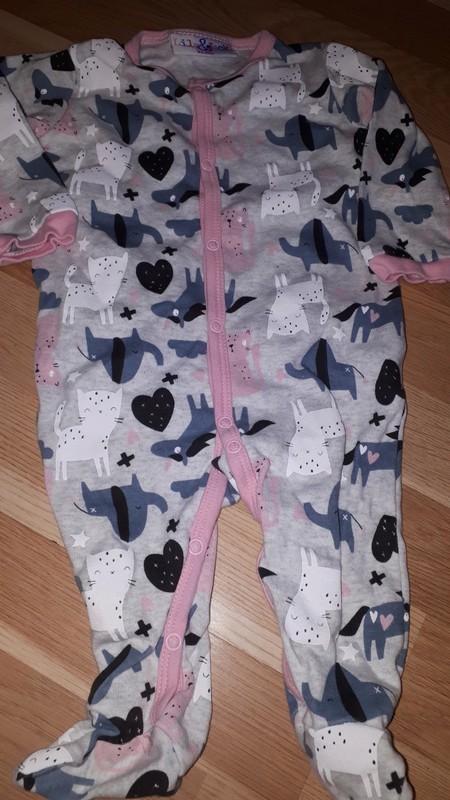 Overal s kočky 68, 68