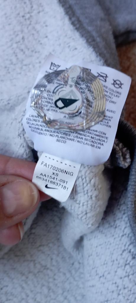 Delší mikina zn."nike" vel."xs" oblékne i větší ve, nike,xs