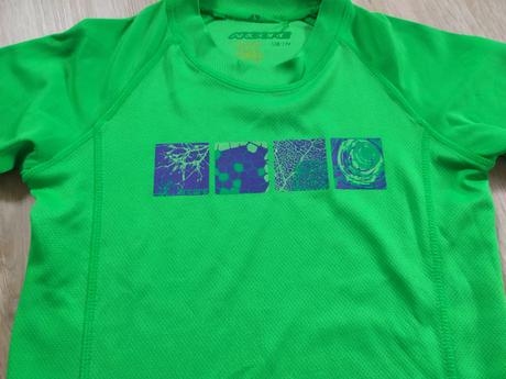 Zelené tričko vel.128/134, 128