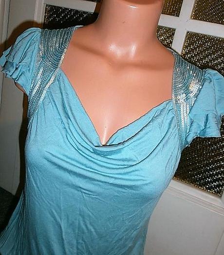 Nádherný topík na vel.s-m, s