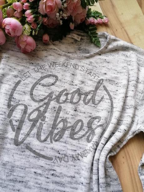 Svetřík s nápisem, pepco,134