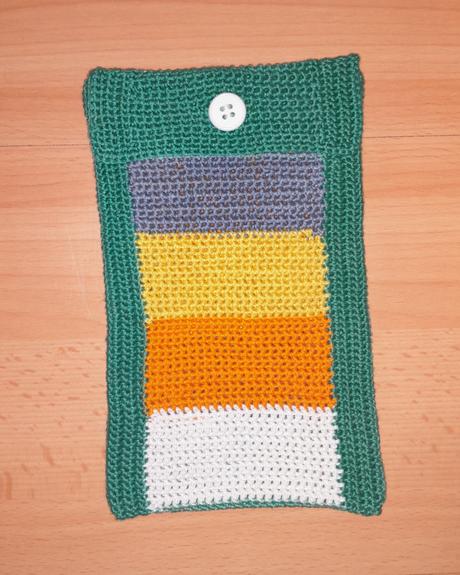 Ručně háčkované pouzdro/kabelka,