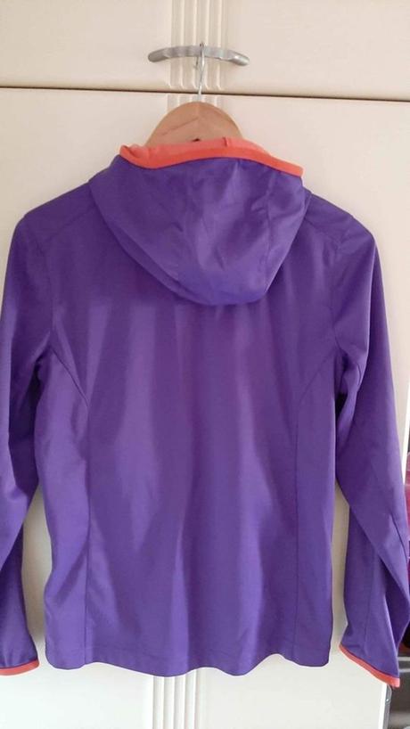 Nepromokavá bunda quechua, quechua,152