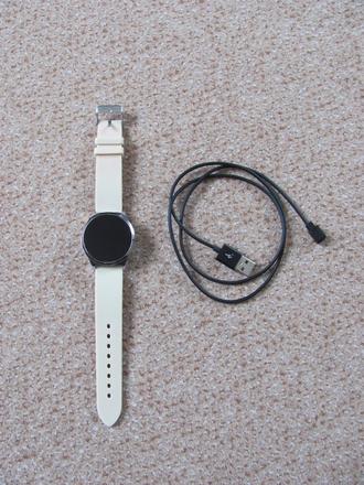 Chytré hodinky avon,