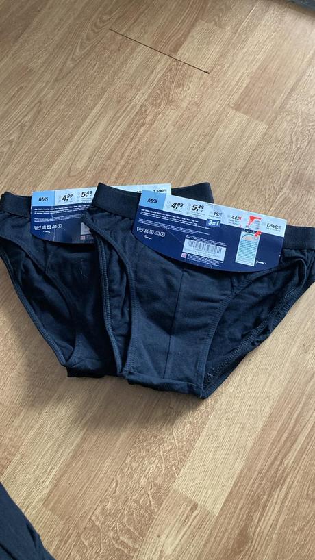 N.ové slipy vel.m 6 ks, m