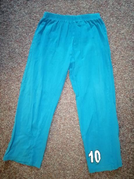 Kalhoty na spaní, 140