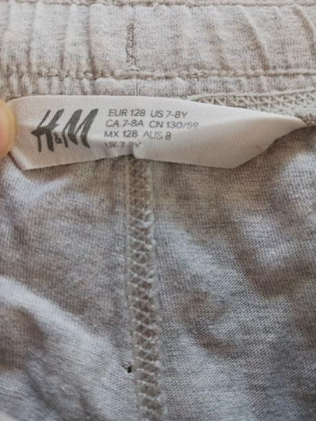 H&m kraťasy č.128, h&m,128