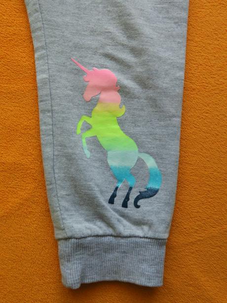 Tepláky s koníkem, pepco,104