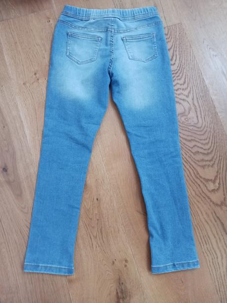 Džíny č.140, 140
