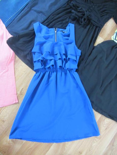 Balík oblečení na holu vel. 14-15 let, 158–170