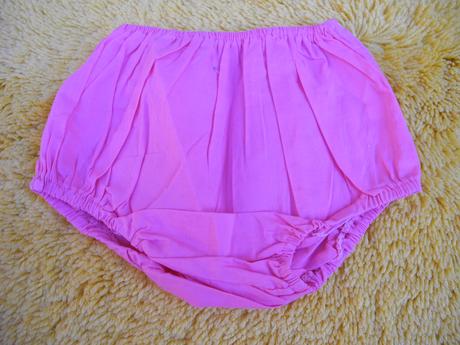 Kalhotky pod šaty, 68