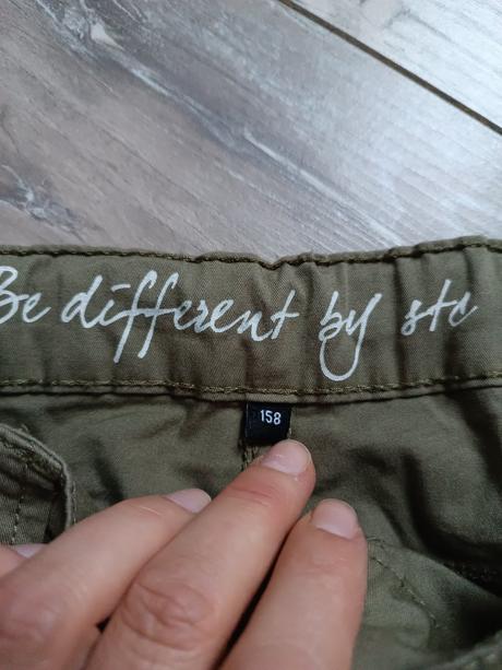 Dívčí khaki sukně 158, 158