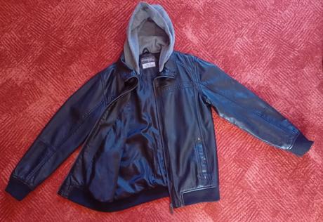 Černá bunda vel. 146-152, chapter young,146