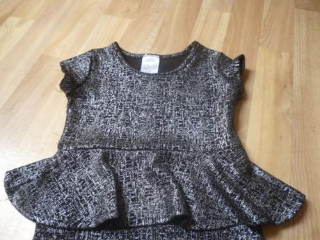 Elastické třpytivé šaty vel. 6 l, 116