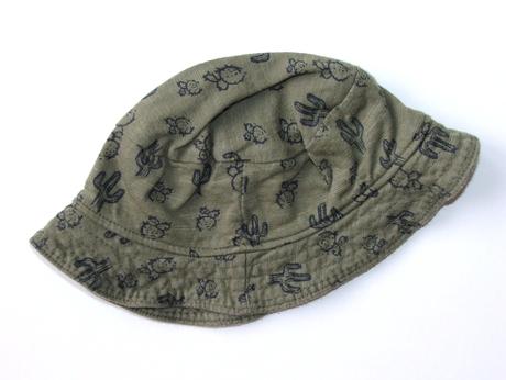 C26 chlapecký klobouk vel. 62, primark,62