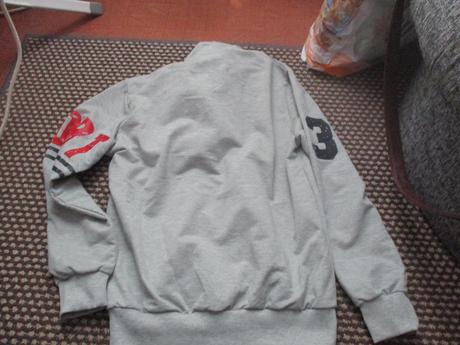 Mikina přes hlavu, 146