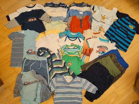 Balík oblečení vel 3-6m, 68–80