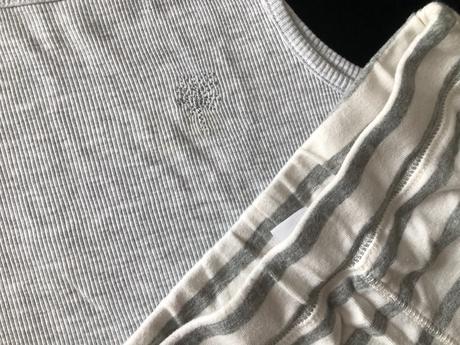 Vel. 140 šedobílý pyžamový komplet, 140