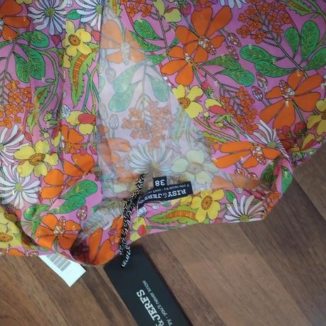 Kyticova halenka risy jerfs, 38