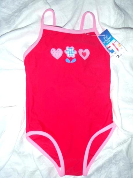 Jahůdkové plavečky s kytičkami, f&f,86