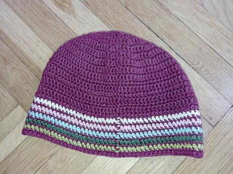 Háčkovaná čepička, 98