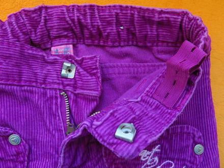 Mančestráky do fialova, dopodopo,104