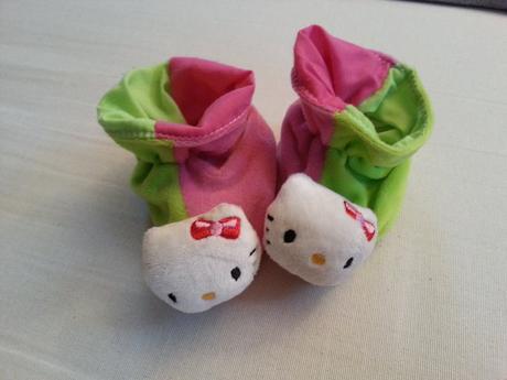 Capáčky hello kitty, 17