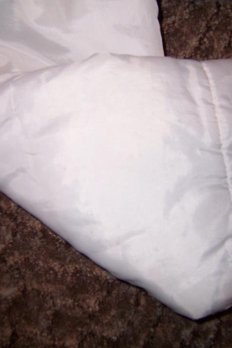 Zimní bunda s odepínací kapucí a rukávy, xl