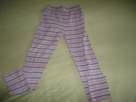 Pruhované legíny, vel. 9-10 let, 140