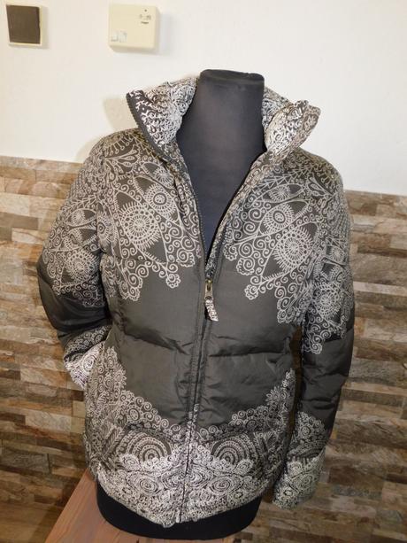 Dámská zimní buda, desigual,38