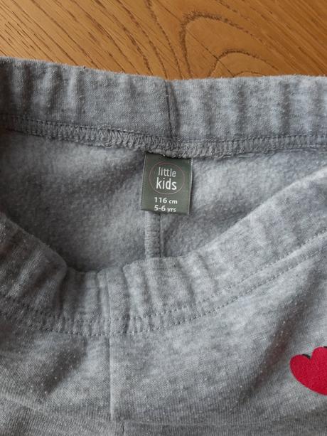 Tepláky pro holčičku.č.116 teplejší, 116