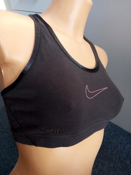 Sportovní podprsenka zn."nike" vel."xs/158", nike,xs