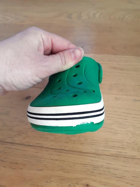 Nazouváky 24-25, lupilu,25