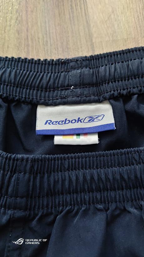 Kraťasy, reebok,40