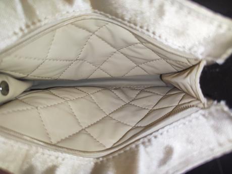 Kosmetická taštička avon,