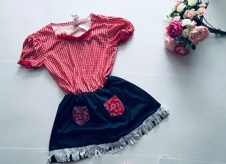 An12/ kostým kovbojka-  v.4/6 let, 