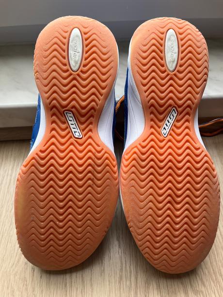 Sálovky, tenisky, lotto,39