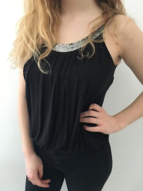 Dámská značková trička/tílka/crop topy, vel. xs/s, s