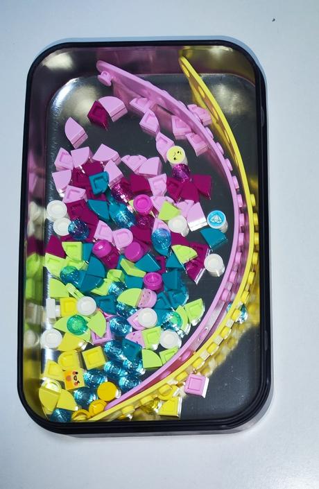 Náramky lego dots s dekorativními dílky, 