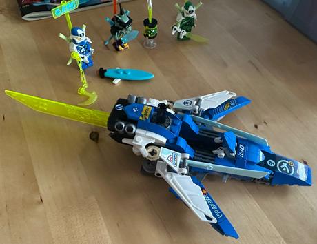 Lego ninjago 71709 rychlá jízda s jayem a lloydem,