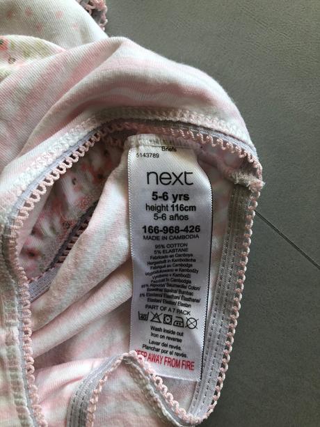 7ks kalhotky next 5-6let 116cm kytičky proužky, next,116