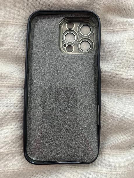 Nový kryt na iphone apple 16pro max, apple